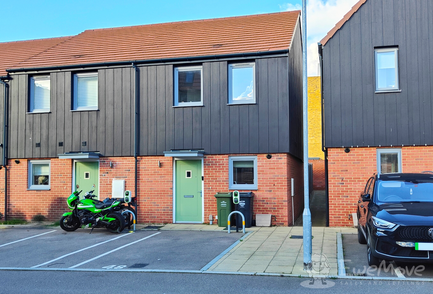 Cherry Hinton Close, Ebbsfleet Valley, Kent, DA10