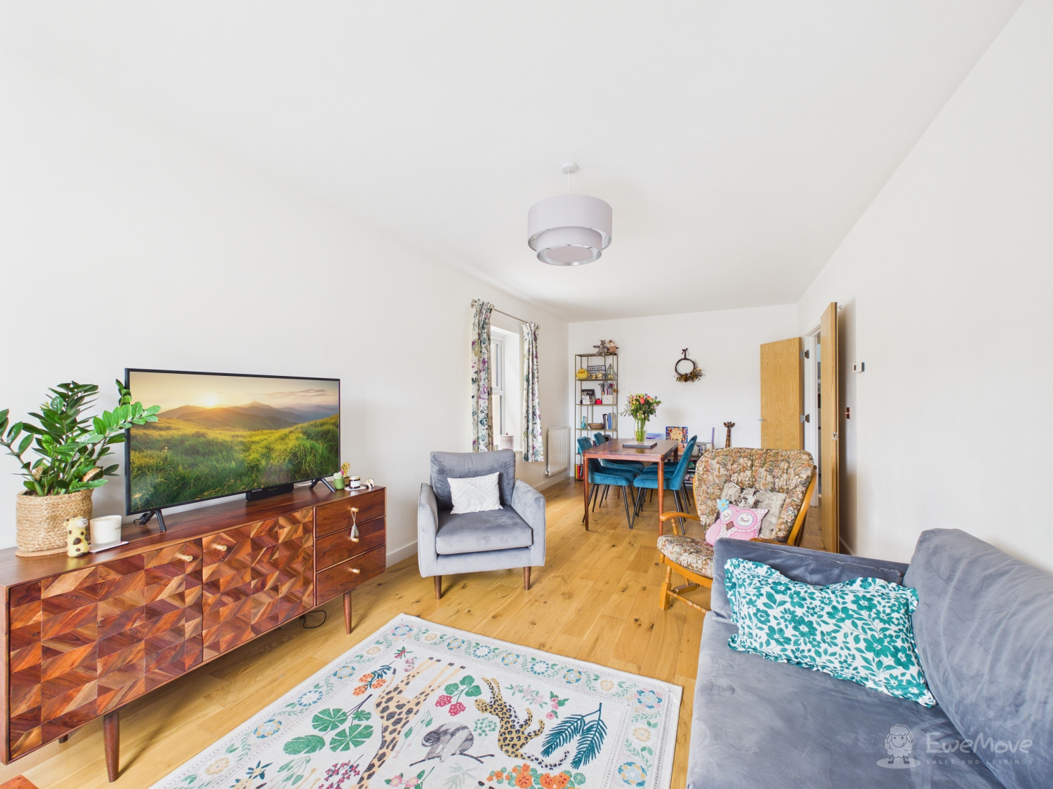 Welchs Crescent, Stapleford, Cambridge, Cambridgeshire, CB22