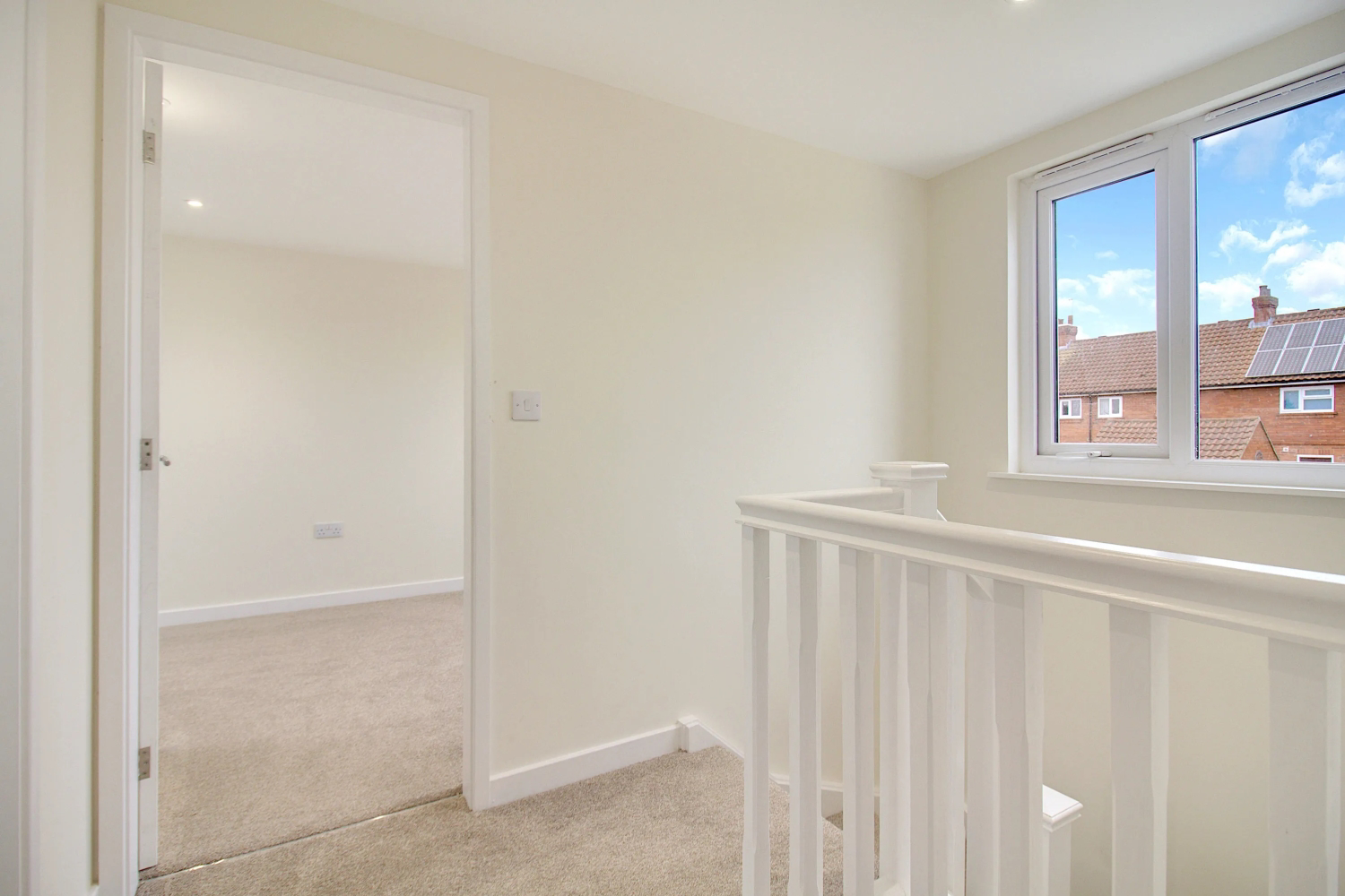 Almsford Drive, York, North Yorkshire, YO26 5NR, photo 12