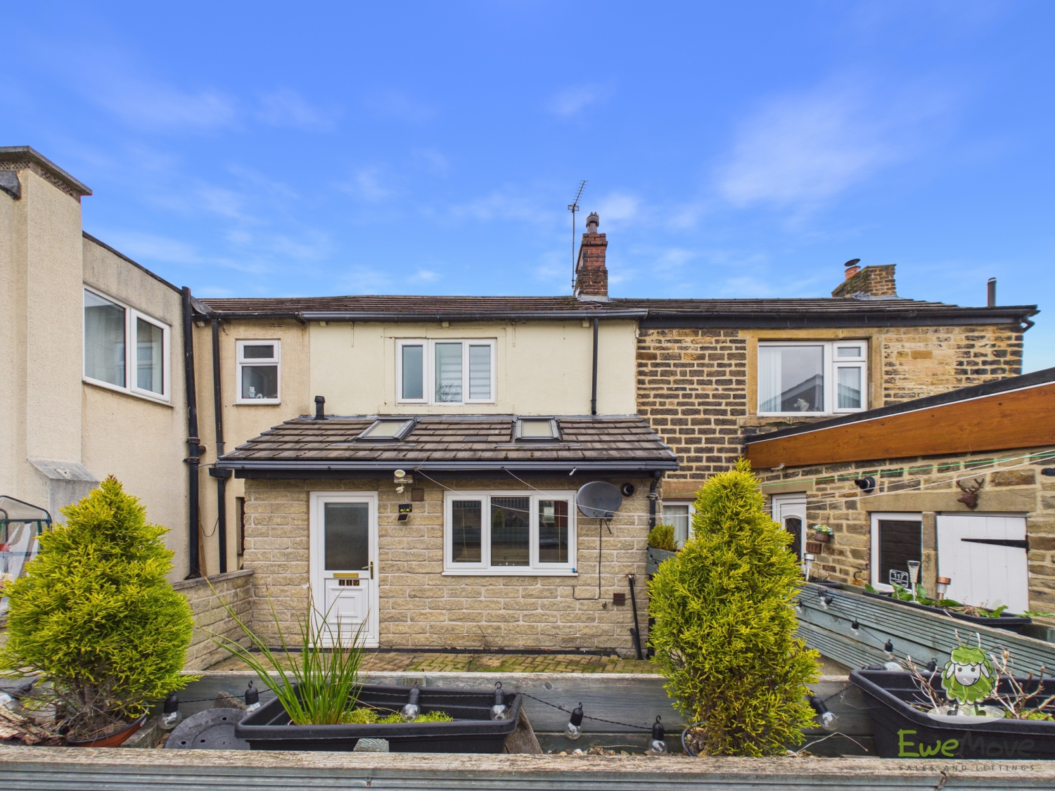 Carlinghow Lane, Batley, photo 4