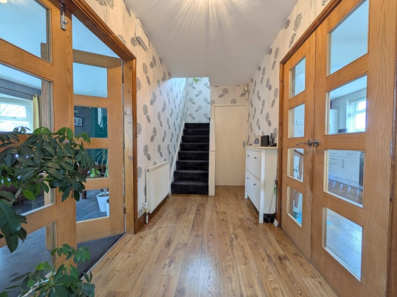 Westfield Lane, Wyke, Bradford, West Yorkshire, BD12, photo 5