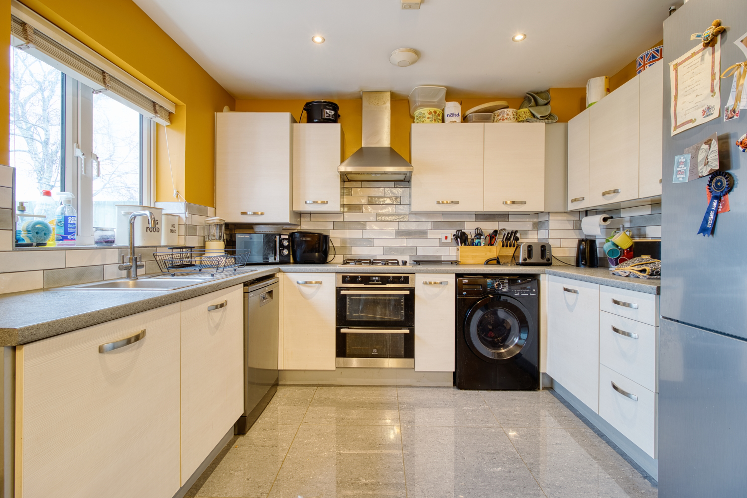 Kitchen - EweMove Swindon South
