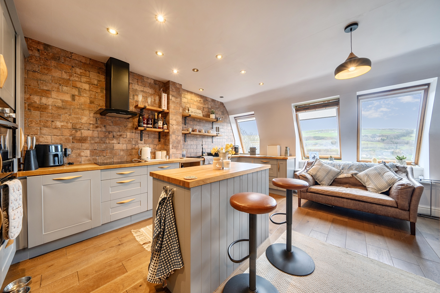 Penthouse, Broadfold Hall, Luddenden, photo 2