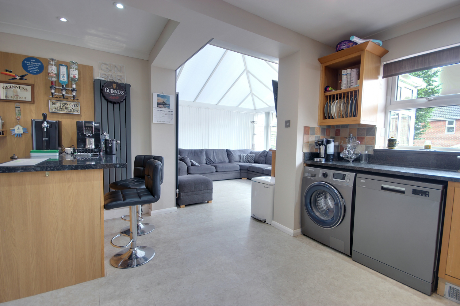 31 Sorrel Close, Beverley, photo 3