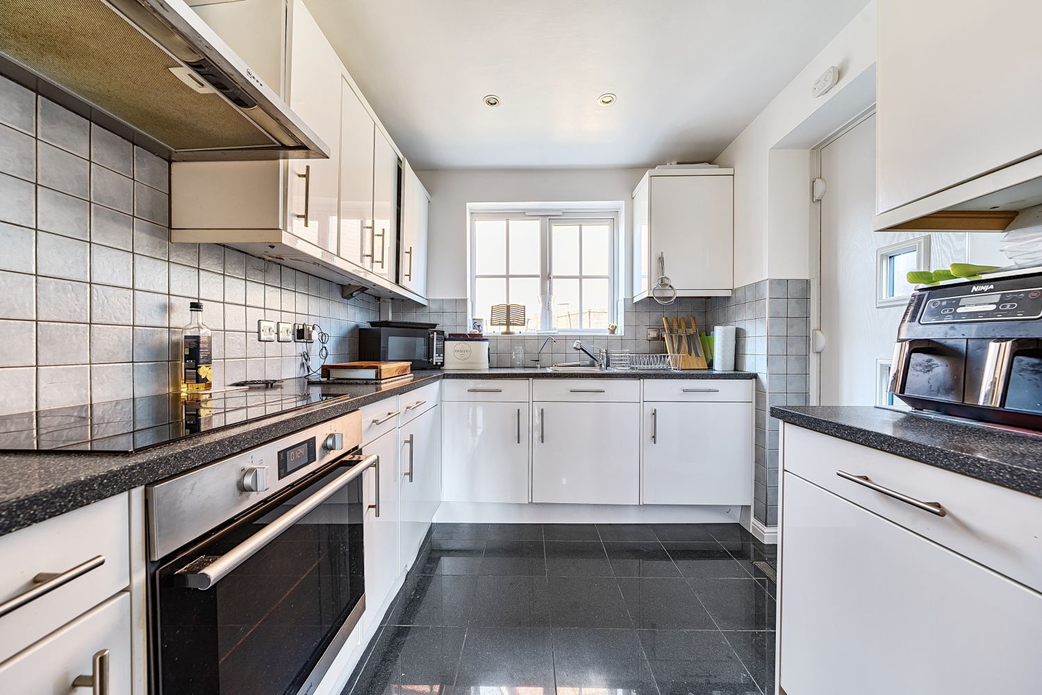 Demozay Close, Hawkinge, CT18, photo 4