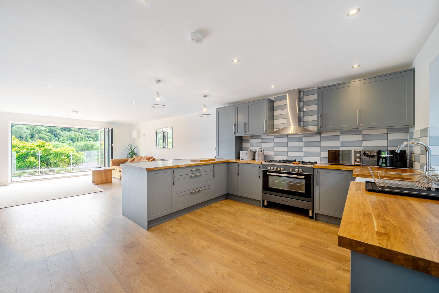 Buzzacott Lane, Combe Martin, Ilfracombe, Devon, EX34, photo 6