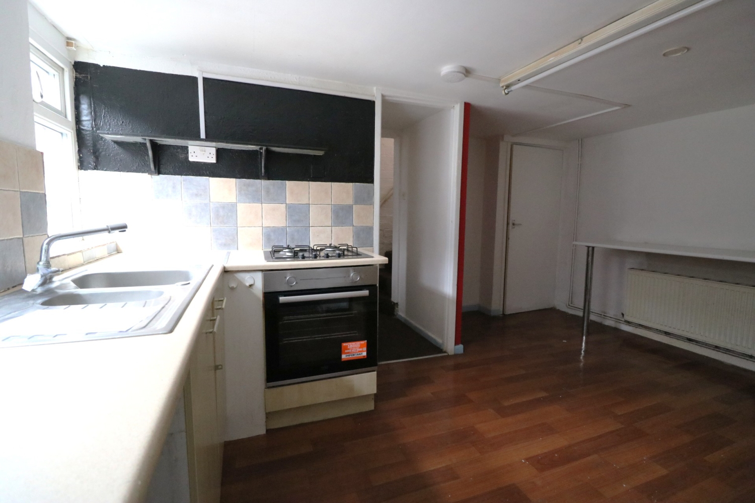 37 Longroyd Place, Leeds, photo 6