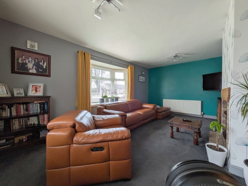 Westfield Lane, Wyke, Bradford, West Yorkshire, BD12, photo 7