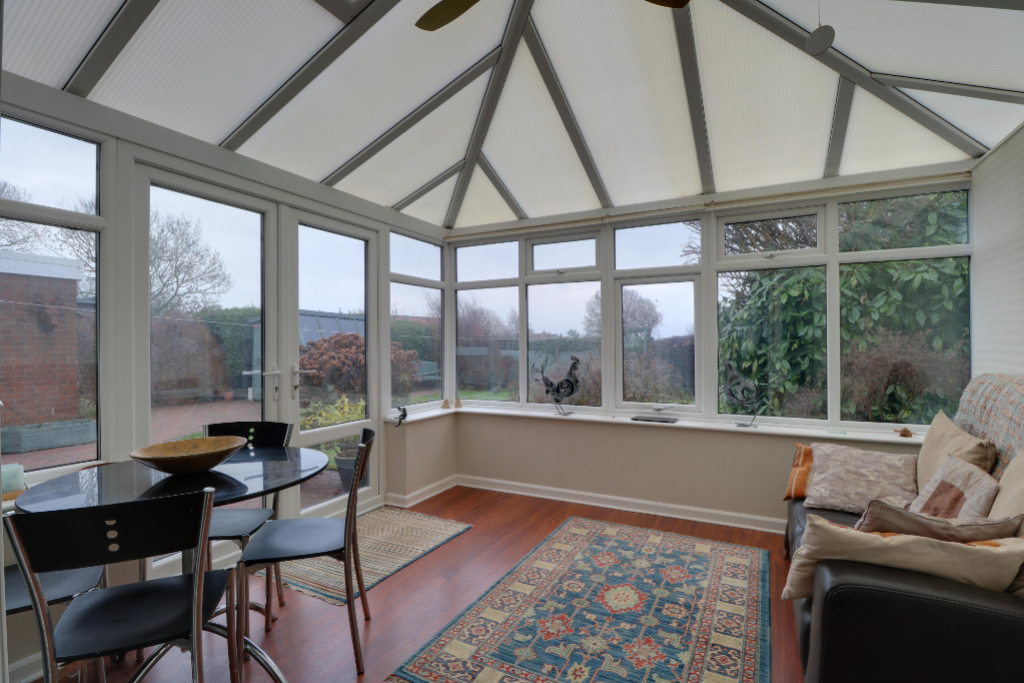Grange Paddock, Barrowby, Grantham, Lincs, photo 9