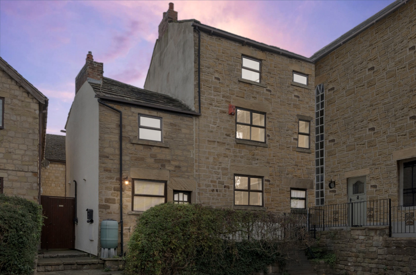 Brook Farm Mews