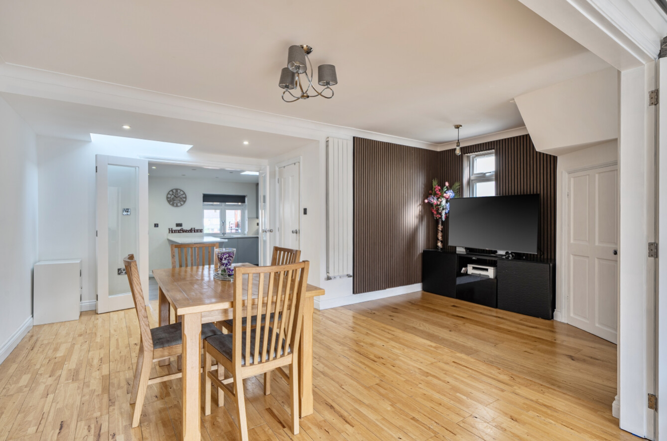 Egham Crescent, Cheam, Sutton, Surrey, SM3, photo 5