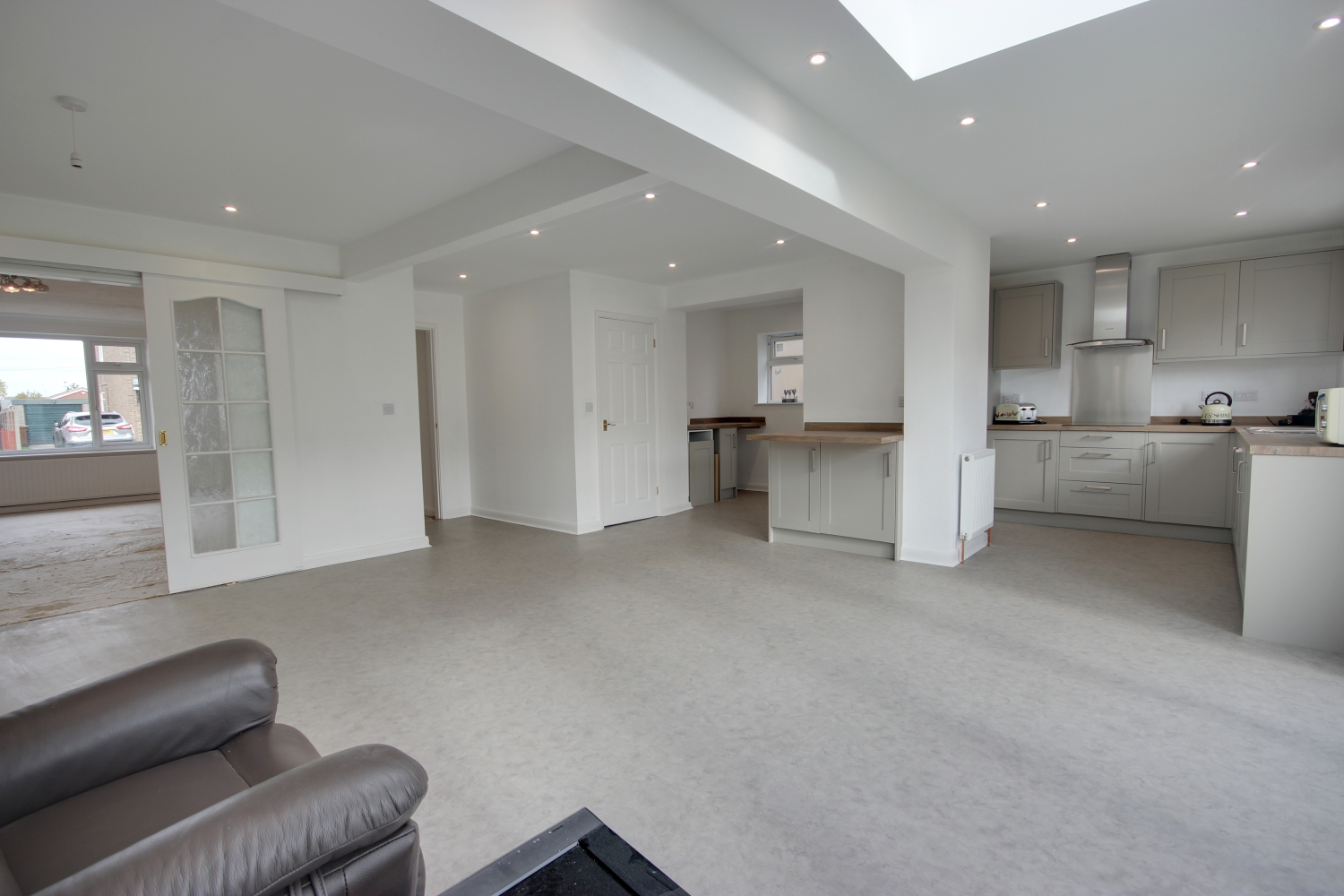 3 Percy Close, Leconfield, Beverley, photo 2