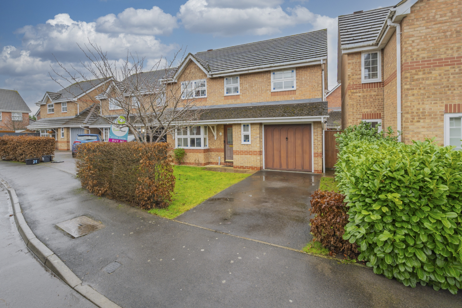Furze Close, Peatmoor, Swindon, SN5