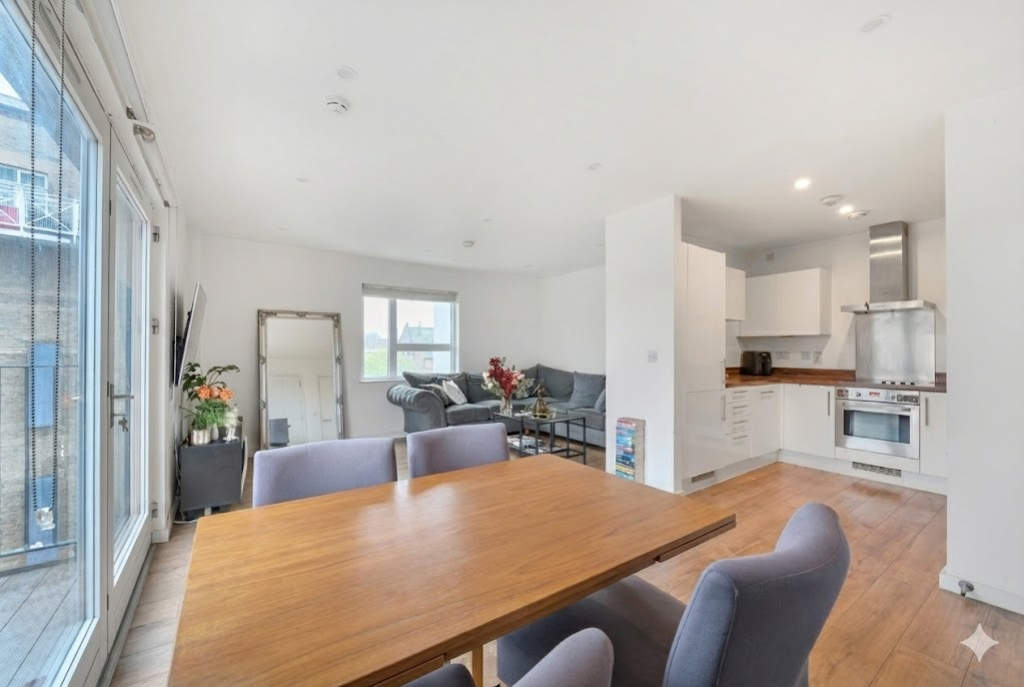 Compass House, 11 Raine Street, London, E1W, photo 5