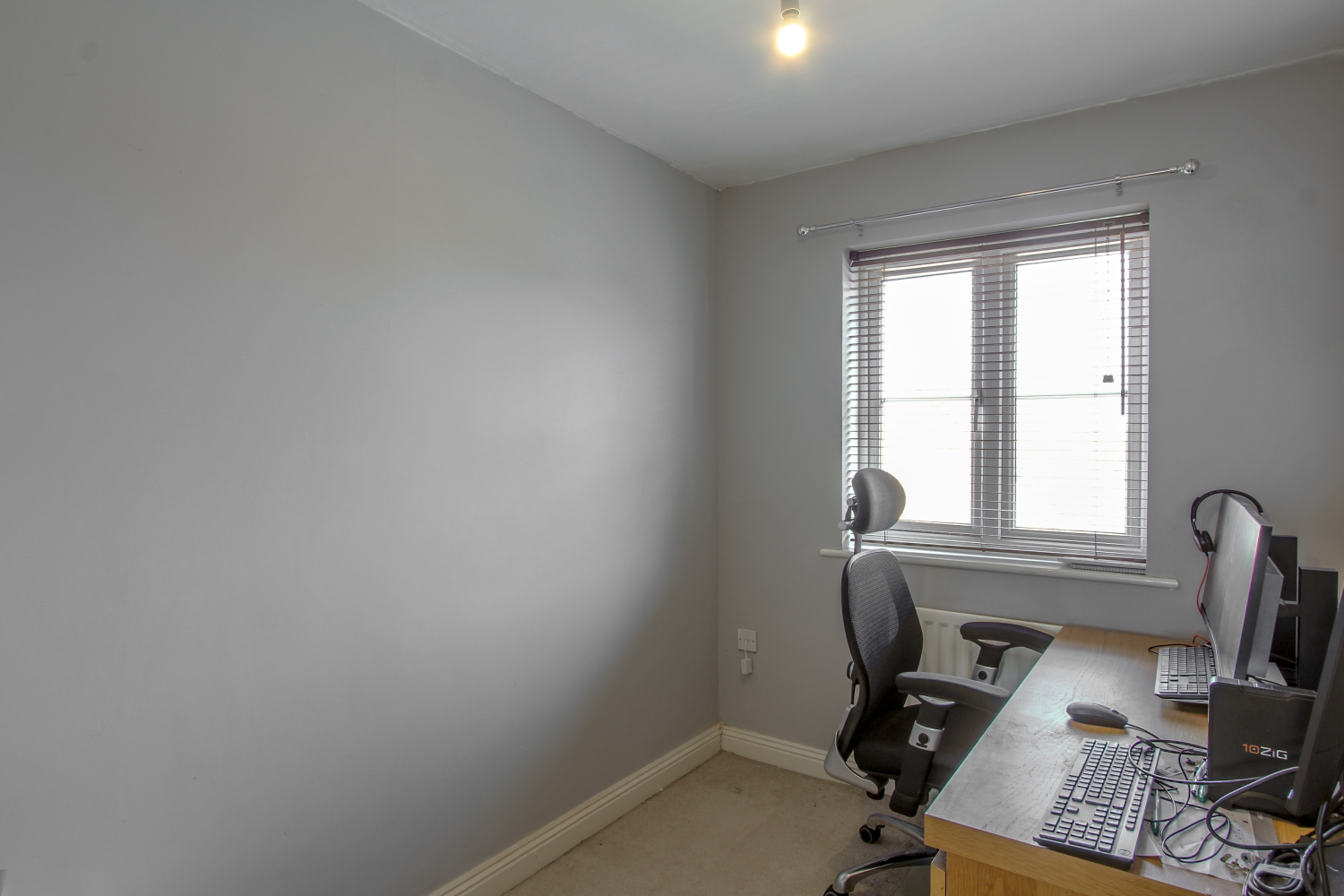 90 Shrewsbury Road, Yeovil, photo 14