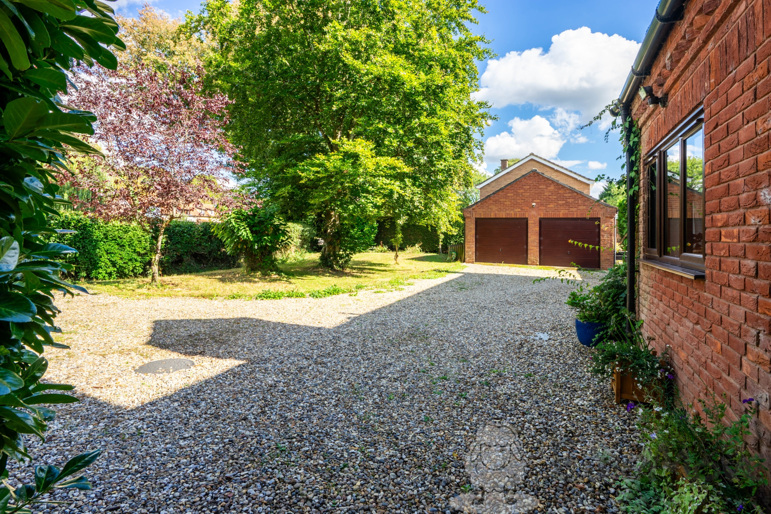 Wymondham Road, Wreningham, Norwich, Norfolk, NR16, photo 3