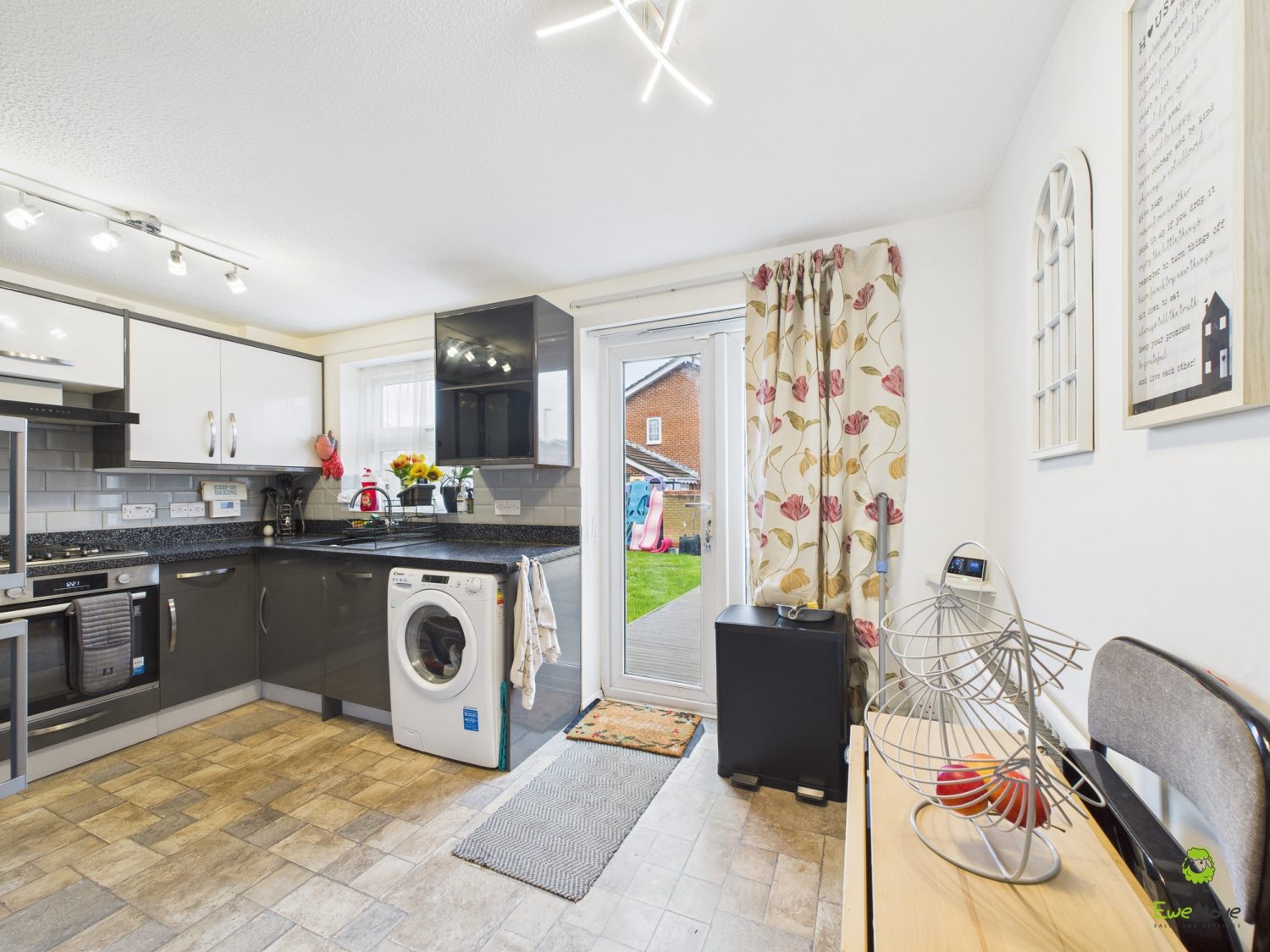 Wallhouse Road, Erith, Kent, DA8, photo 5