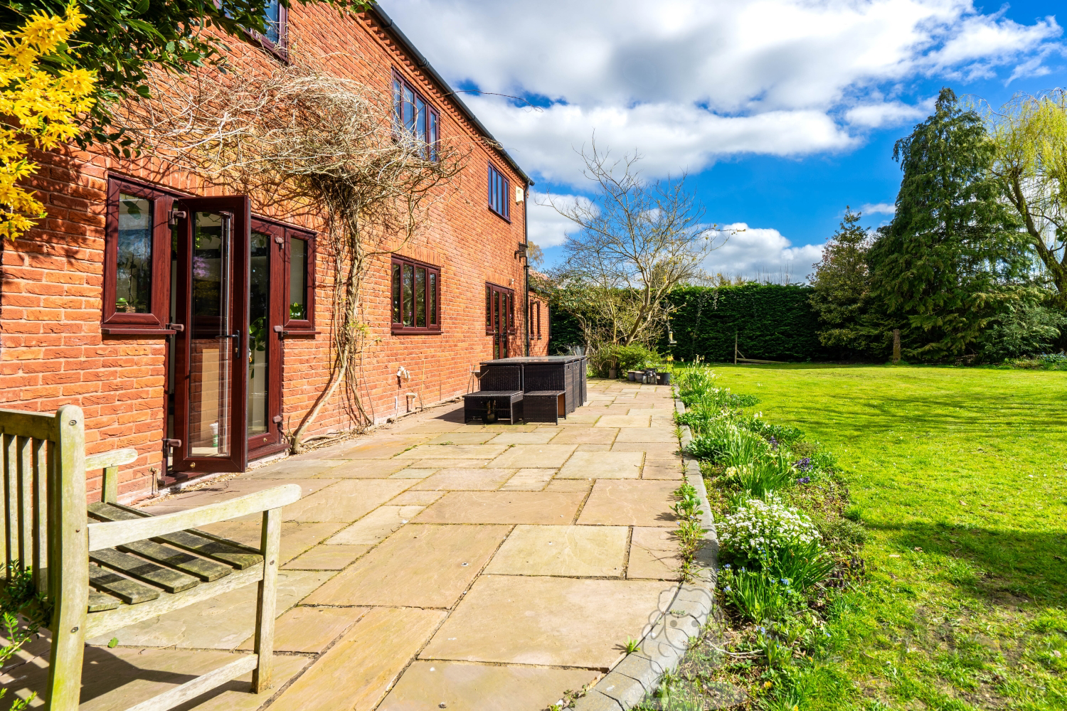 Wymondham Road, Wreningham, Norwich, Norfolk, NR16, photo 3