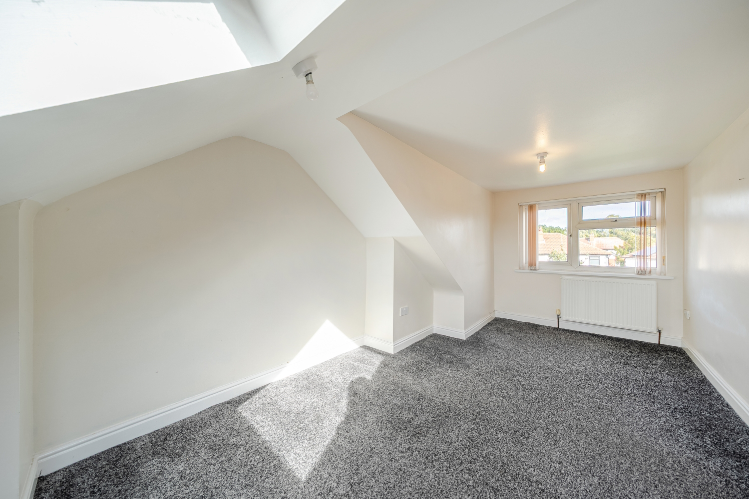 STAINBURN CRESCENT, LEEDS, WEST YORKSHIRE, LS17, photo 13