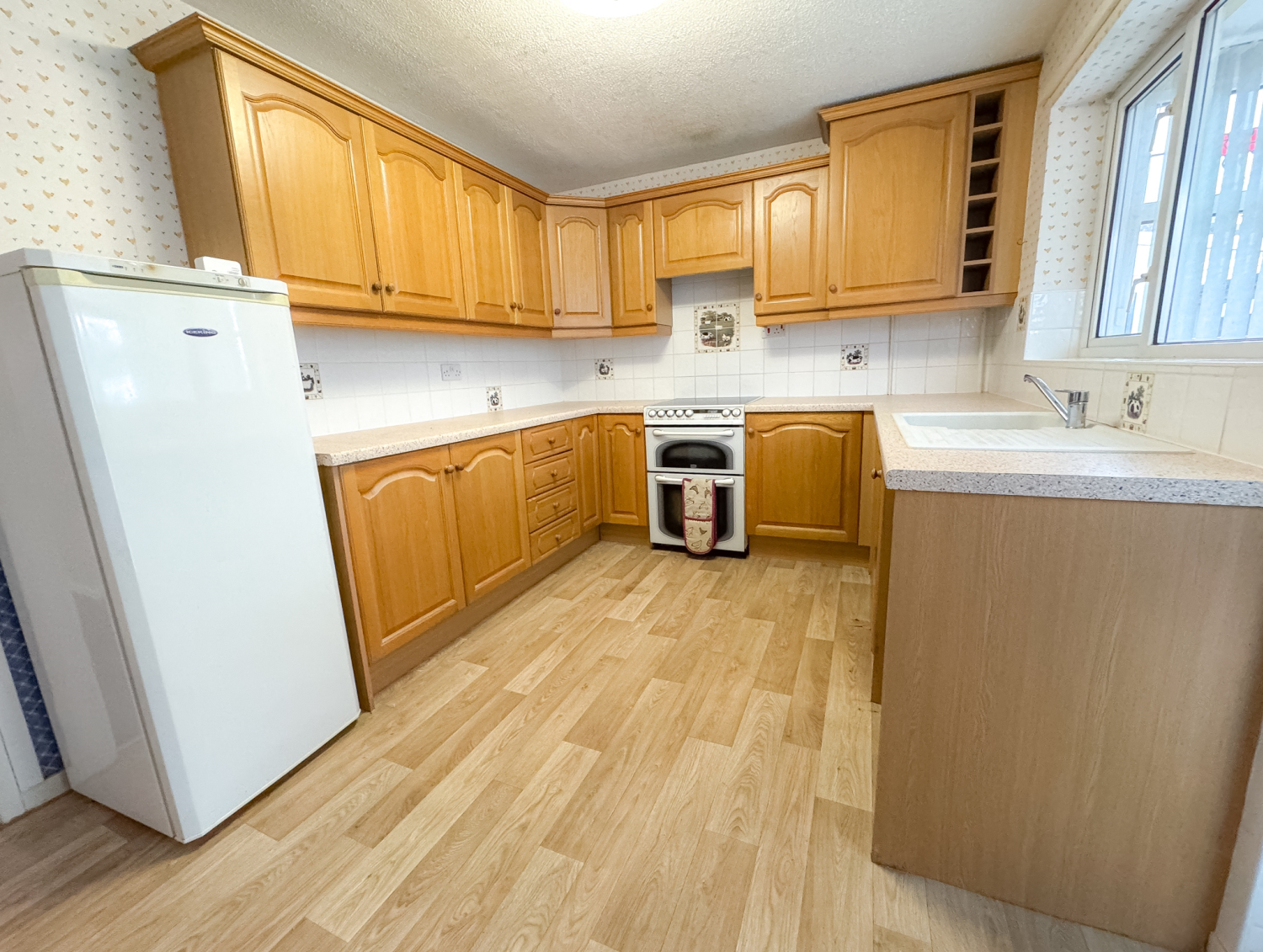 Glastonbury Road, Skelton-in-Cleveland, Saltburn-By-The-Sea, TS12 2YL, photo 5
