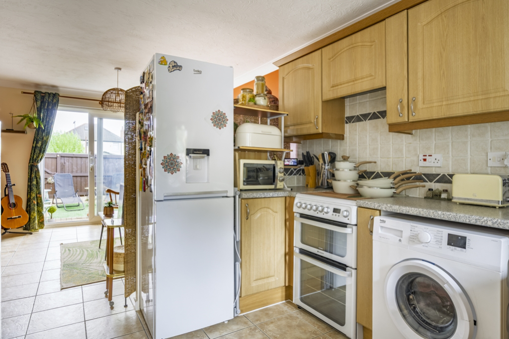Archer Close, Swindon, SN2, photo 6