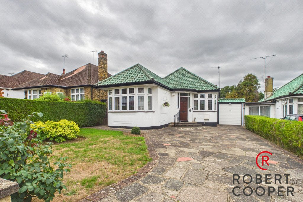 Rodney Gardens, Eastcote Park Estate, Eastcote, HA5