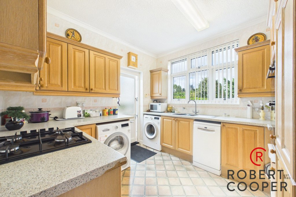 Rodney Gardens, Eastcote Park Estate, Eastcote, HA5, photo 2