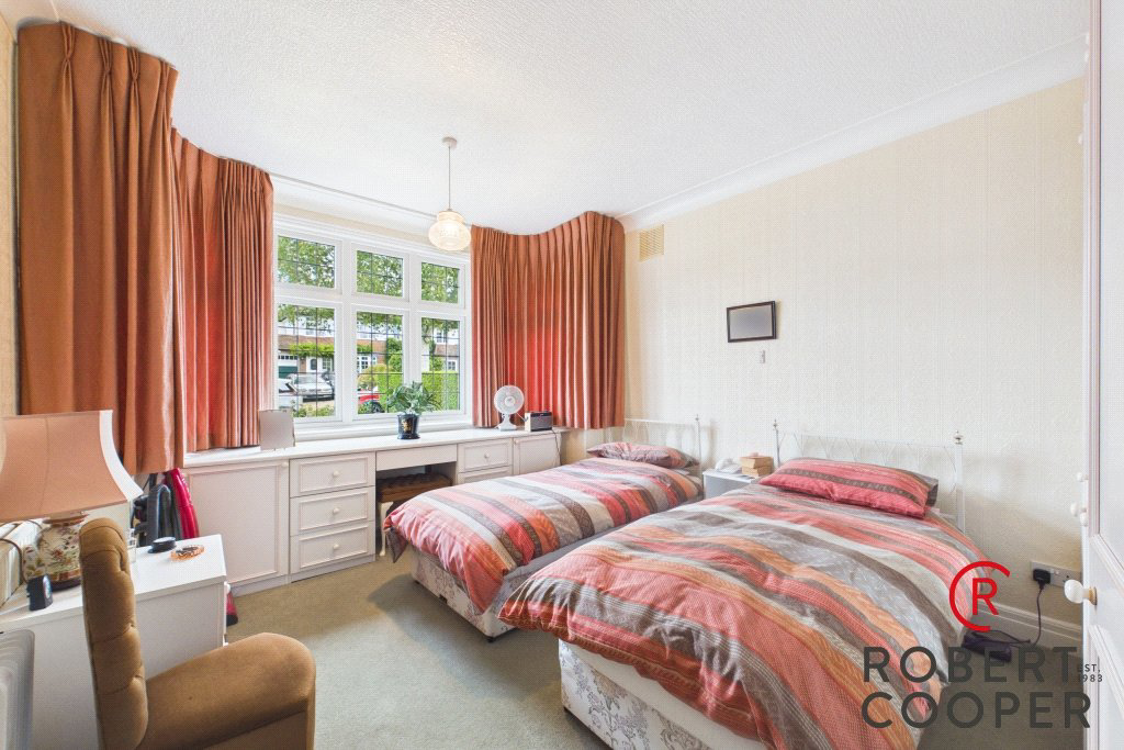 Rodney Gardens, Eastcote Park Estate, Eastcote, HA5, photo 5