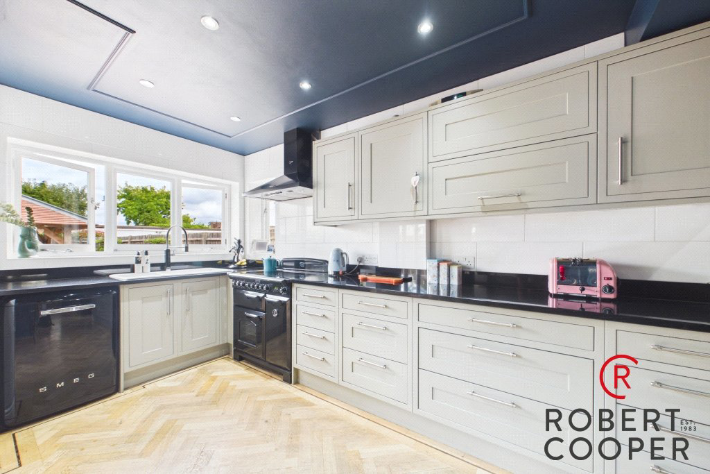 Fairview, South Ruislip, HA4, photo 11
