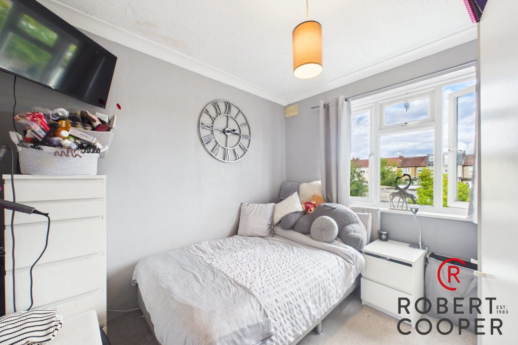Lynmouth Drive, Ruislip, HA4, photo 6