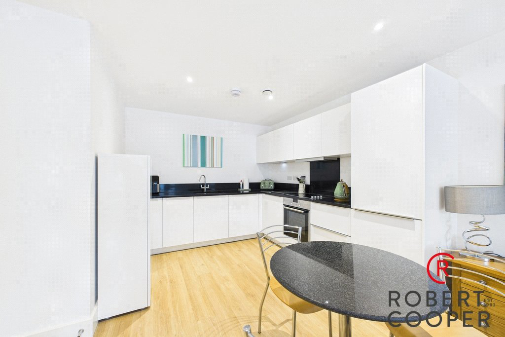 Field End Road, Eastcote, HA5, photo 3