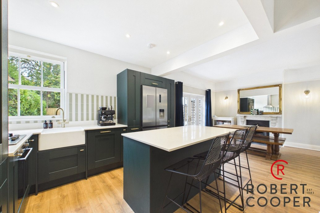 Field End Road, Pinner, HA5, photo 5
