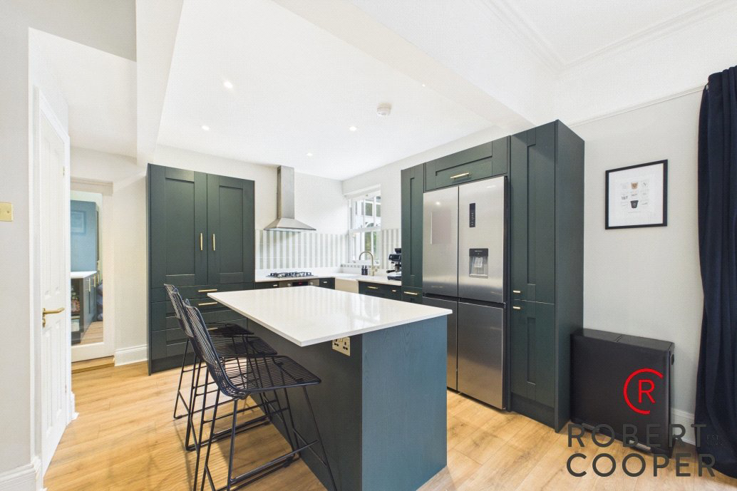 Field End Road, Pinner, HA5, photo 4