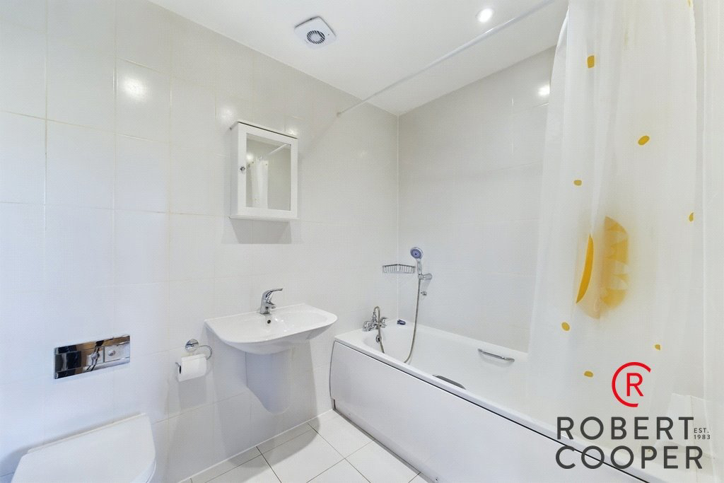 Blagrove Crescent, Pembroke Park, Ruislip, Middlesex, HA4, photo 9