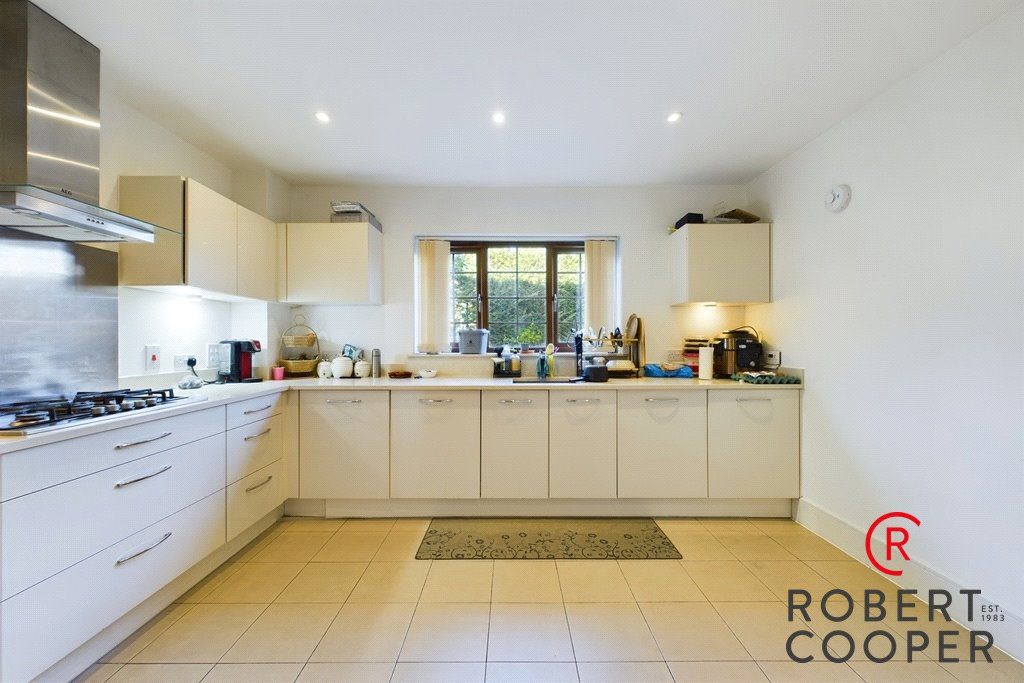 Blagrove Crescent, Pembroke Park, Ruislip, Middlesex, HA4, photo 13