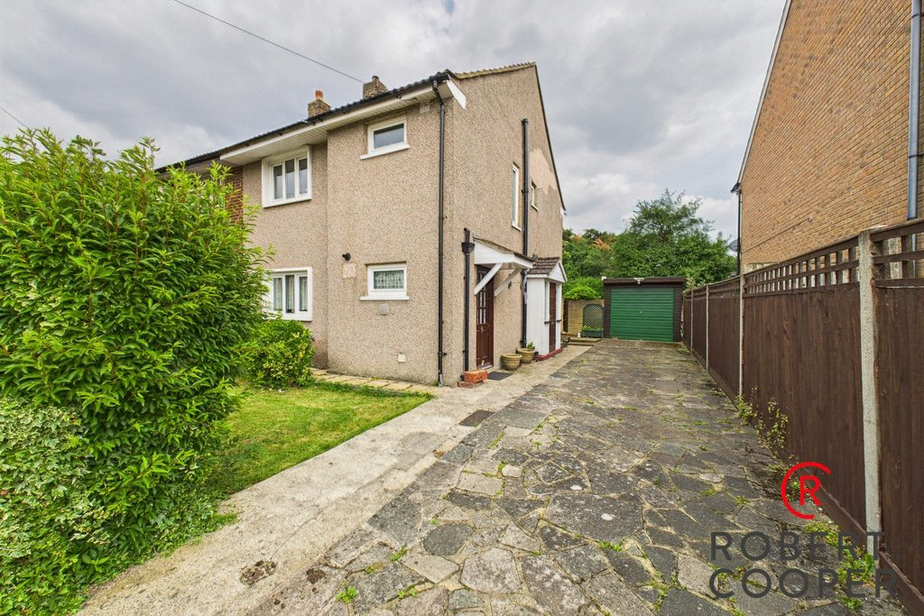 South Park Way, Ruislip, HA4