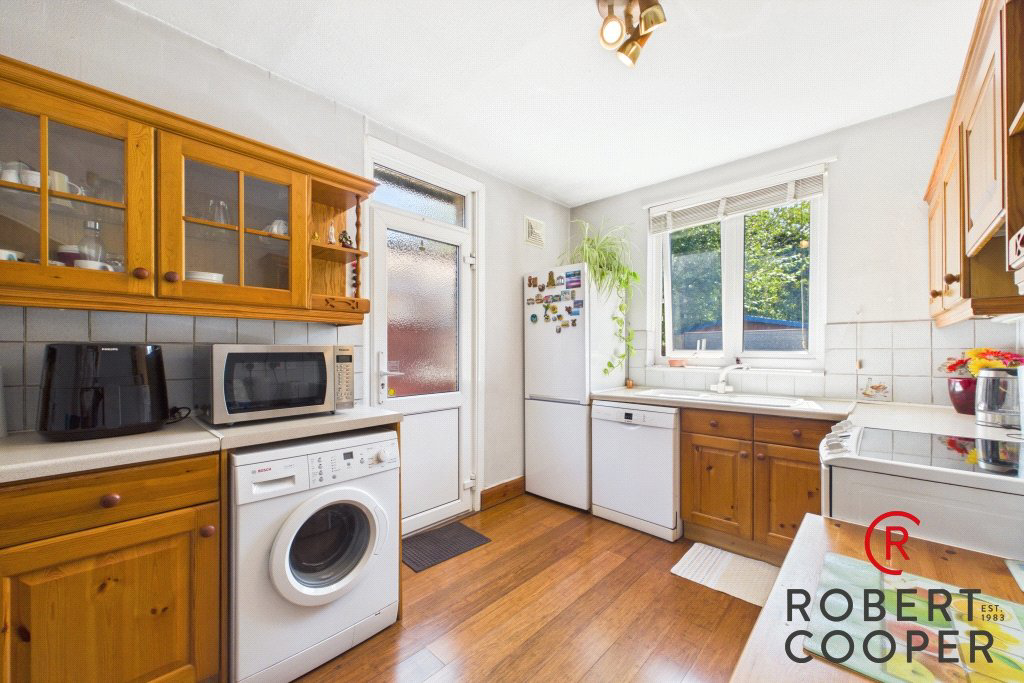 Eastern Avenue, Pinner, HA5, photo 3
