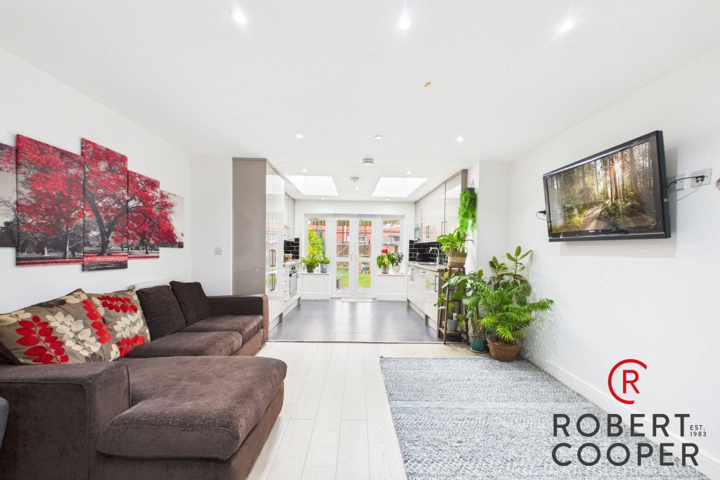 Coleridge Drive, Ruislip, HA4