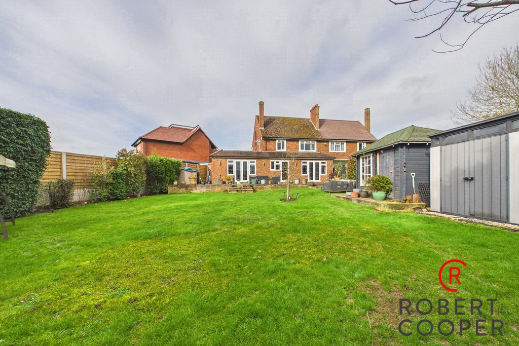 Coombe Drive, Eastcote, HA4