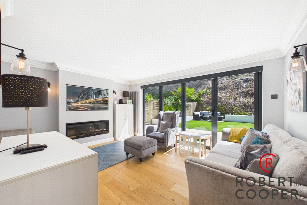 Heron Place, Harefield, UB9, photo 5