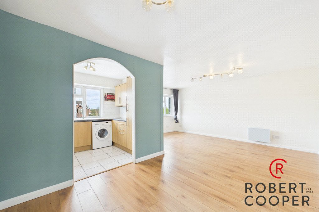 Victoria Road, Ruislip, HA4, photo 5