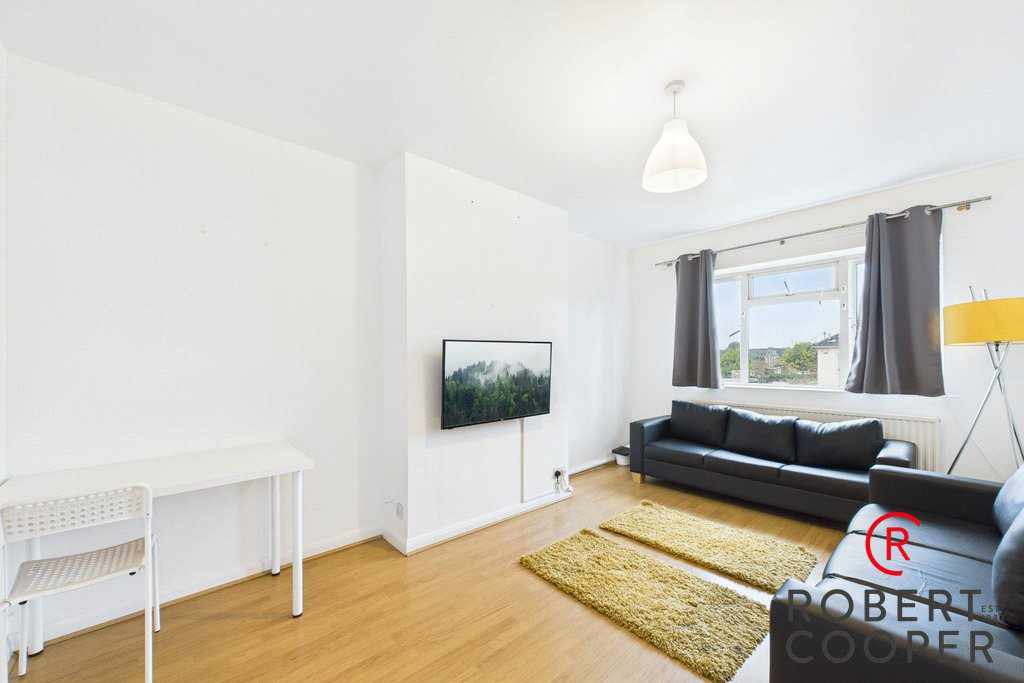 Great Central Avenue, Ruislip, HA4, photo 2