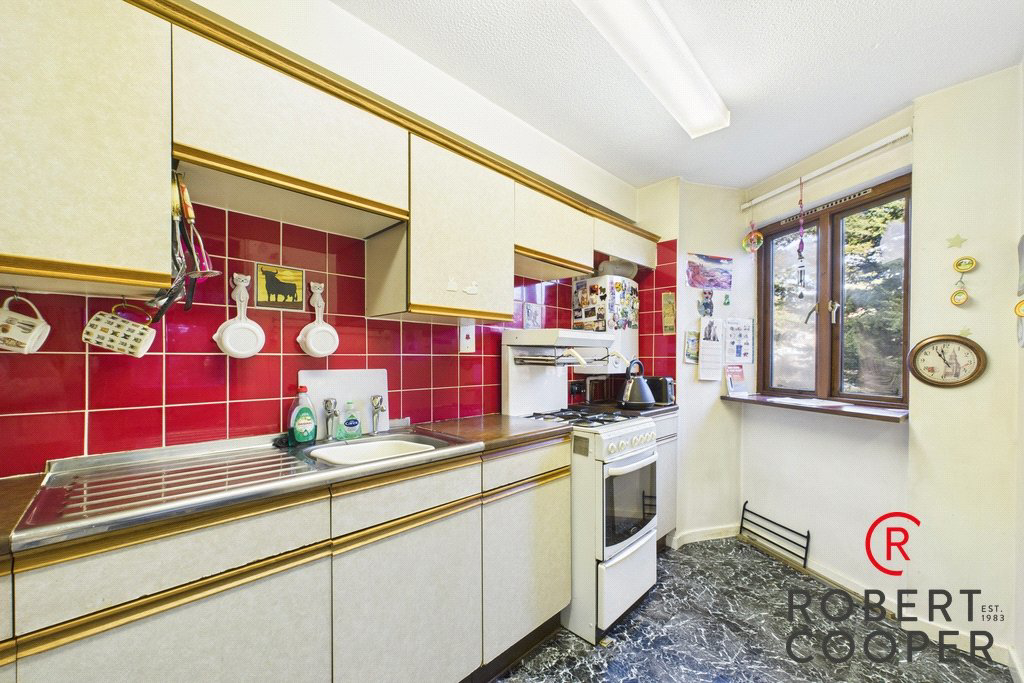 Westbury Lodge Close, Pinner, HA5, photo 2