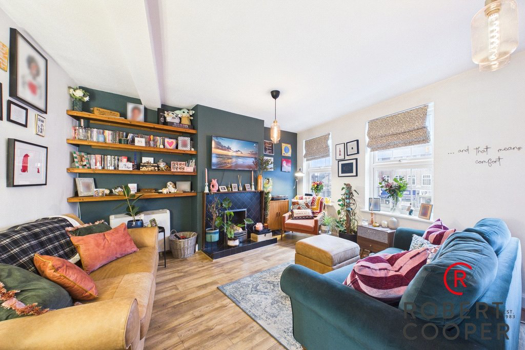Field End Road, Pinner, HA5