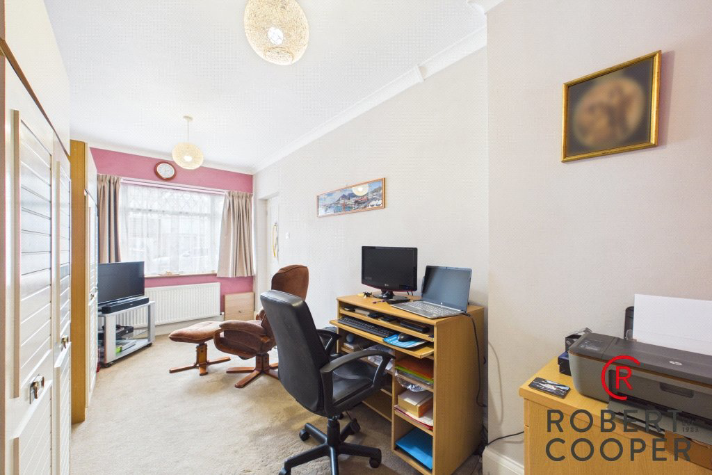 Dartmouth Road, Ruislip, HA4, photo 13