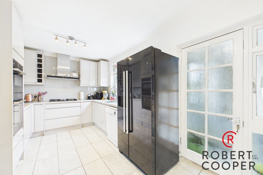 Dulverton Road, Ruislip, HA4, photo 2