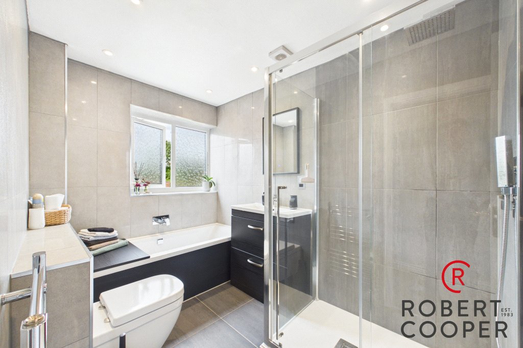 Beech Avenue, Ruislip, HA4