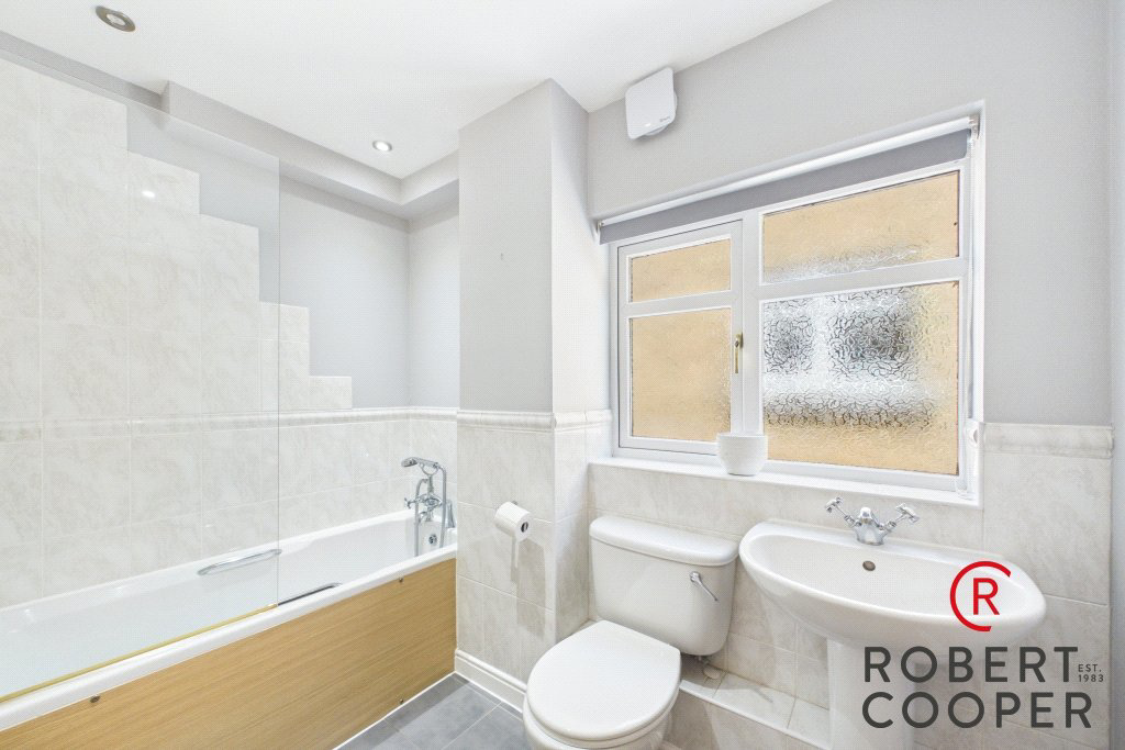 Heron Place, Harefield, UB9, photo 16
