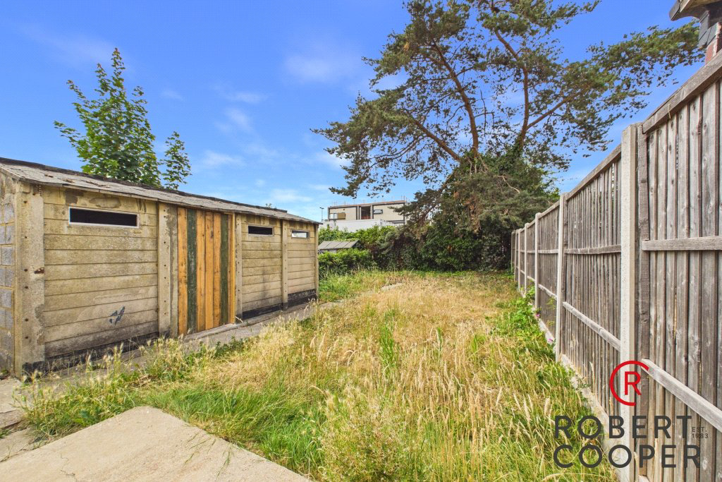 Leven Way, Hayes, UB3, photo 8