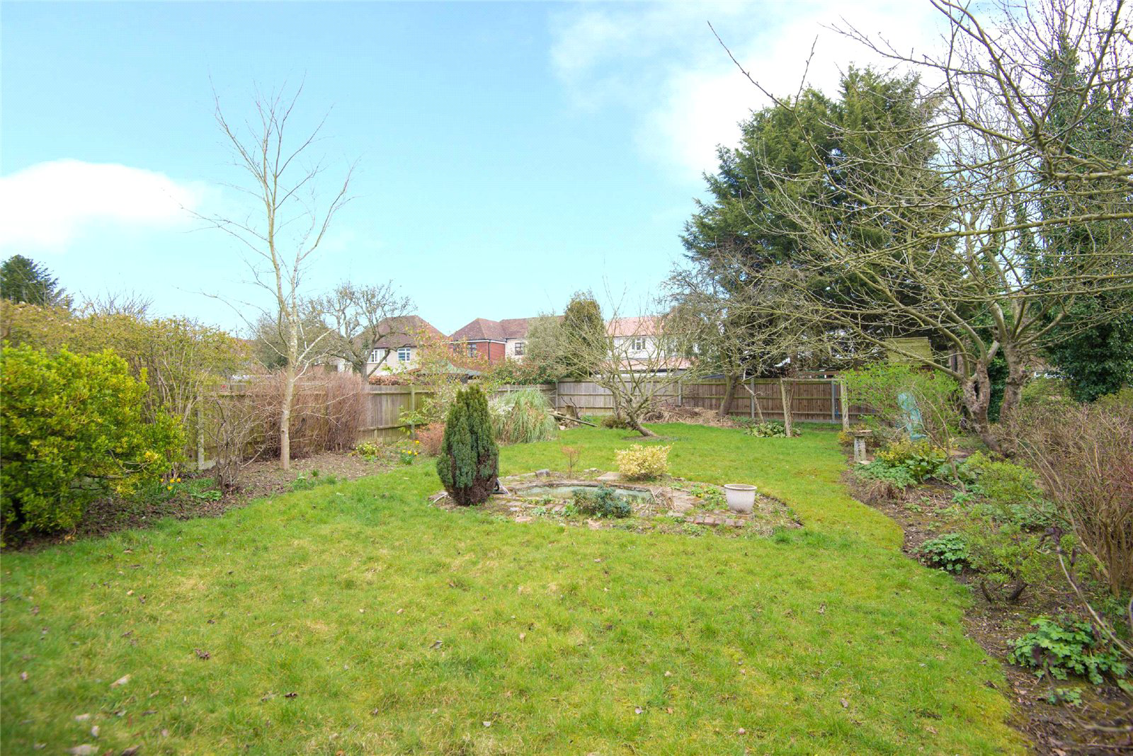 East Towers, Pinner, HA5, photo 2